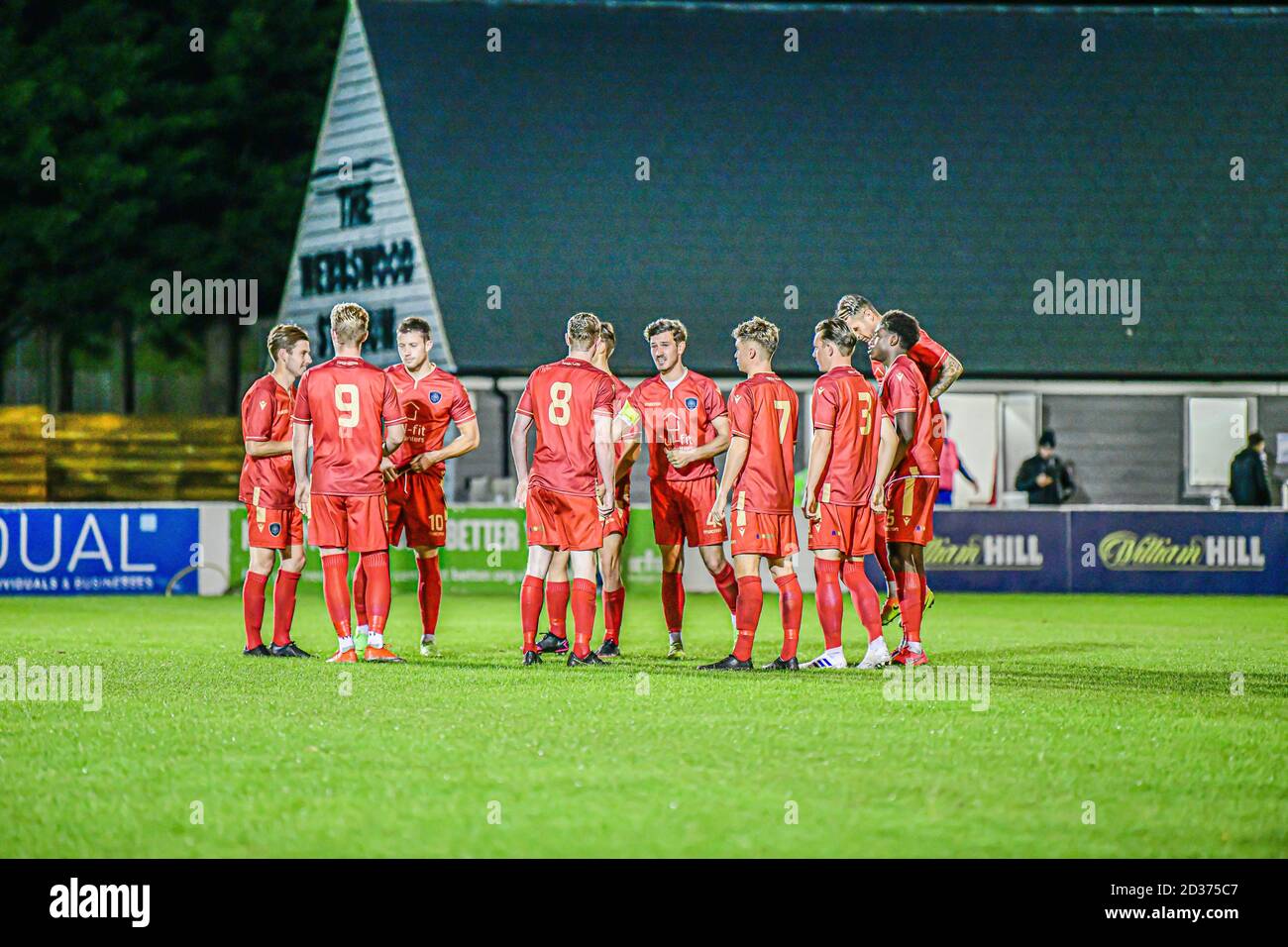 Met Police fc in pre match Talks Webbswood Stadion Wiltshire Swindon 10/2020 Stockfoto