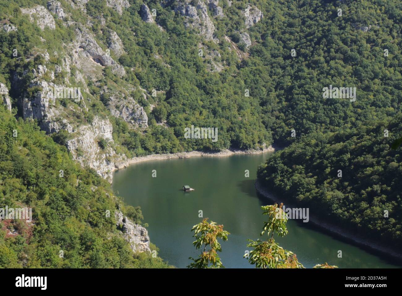 Mäander des Flusses Vrbas in Bosnien und Herzegowina, Blick vom Hügel Stockfoto
