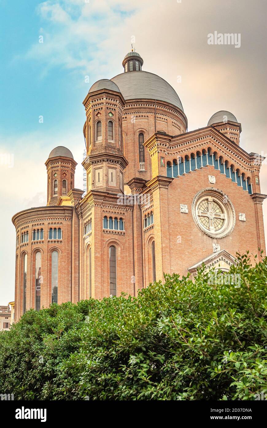 Tempio Monumentale San Guiseppe. Modena. Emilia Romagna, Italien. Stockfoto