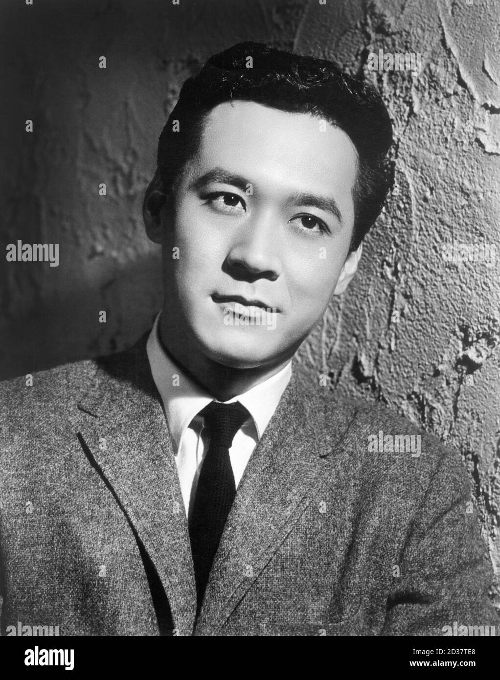 James Shigeta, Head and Shoulders Publicity Portrait für den Film, 'Flower Drum Song', Universal Pictures, 1961 Stockfoto