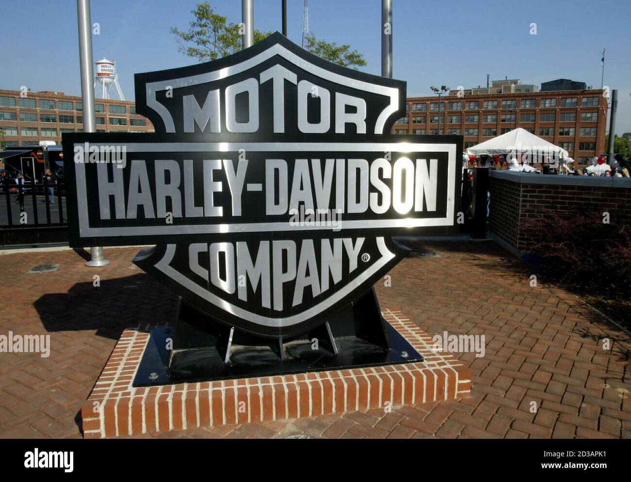 Die Harley-Davidson-Firmensitz ist in Milwaukee, 28. August 2003 dargestellt. Der legendäre amerikanische Motorrad-Unternehmen feiert sein 100-jähriges bestehen in einer vier-Tage-Feier beginnt heute. Stockfoto