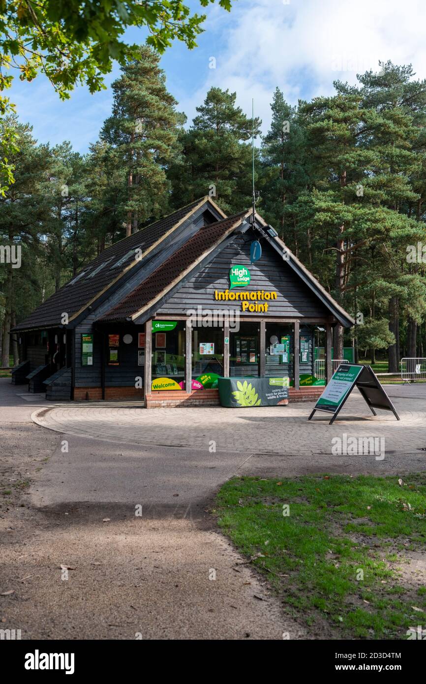 Das Besucherzentrum und der Informationspunkt in der High Lodge Thetford Forest Norfolk UK Teil der Forestry Commission England Tourismus Branche Stockfoto