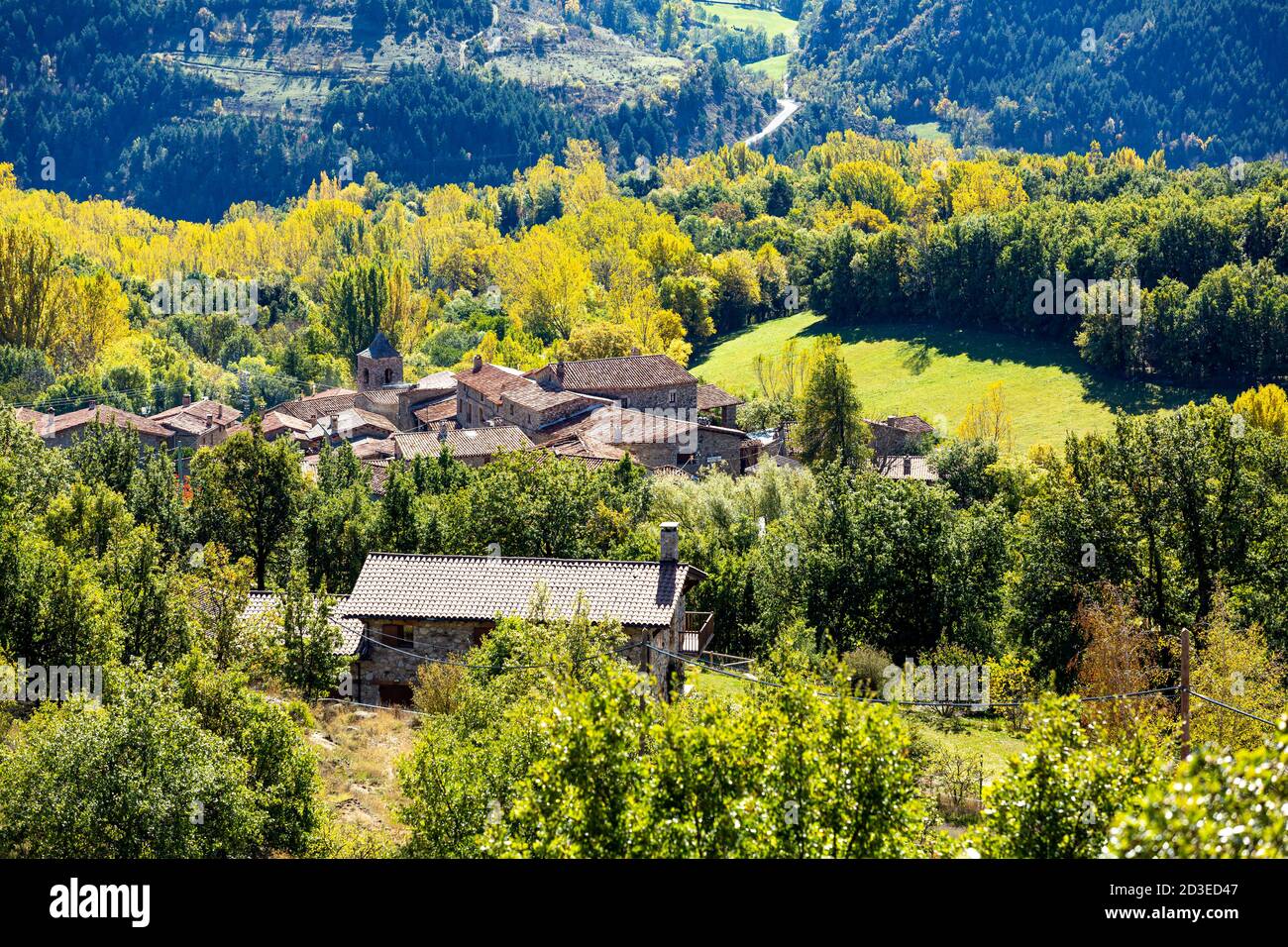 Das Dorf Travesseres, Cerdanya. Stockfoto