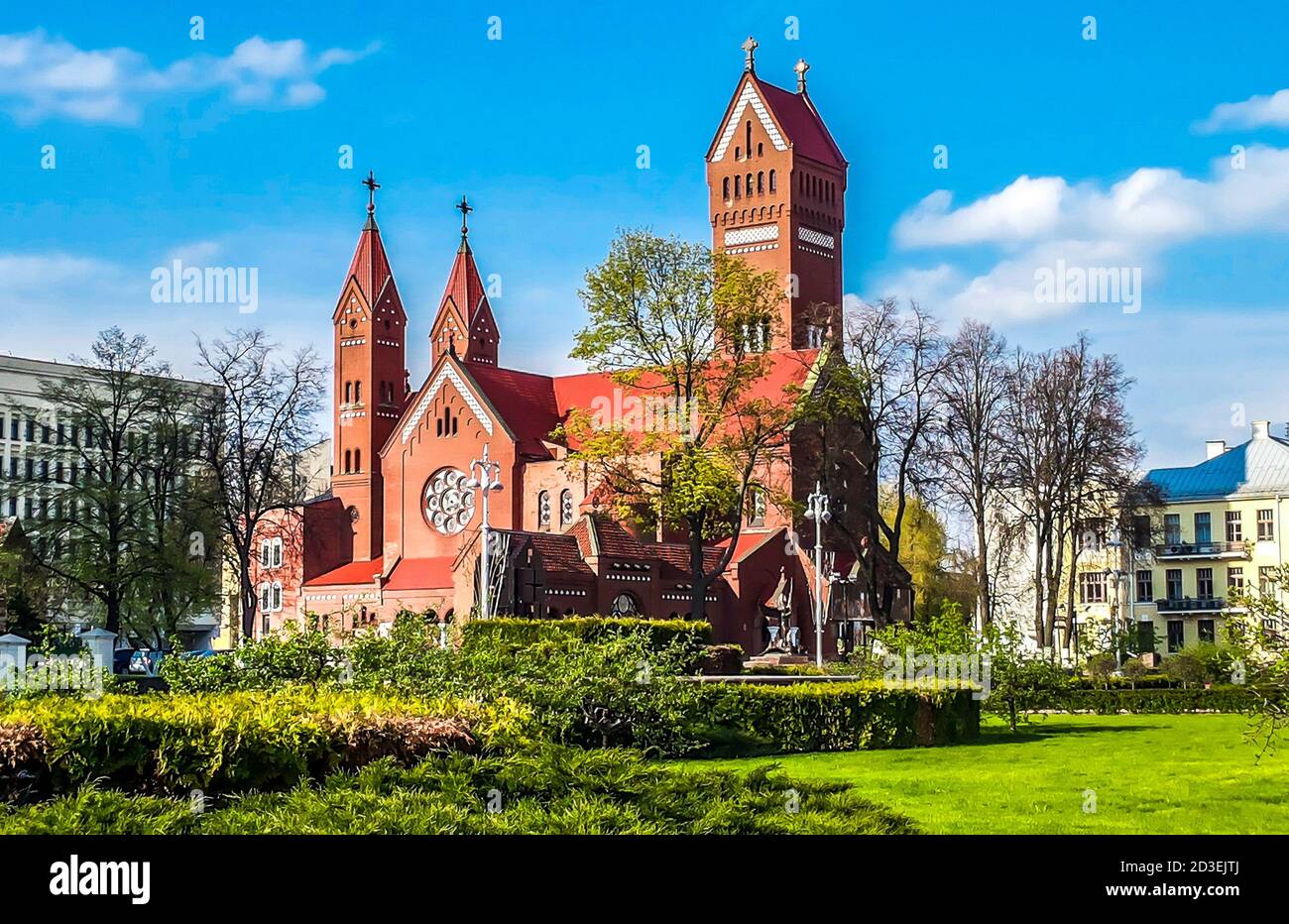 Kirche der Heiligen Simon und Helena (Rote Kirche), Minsk, Weißrussland Stockfoto