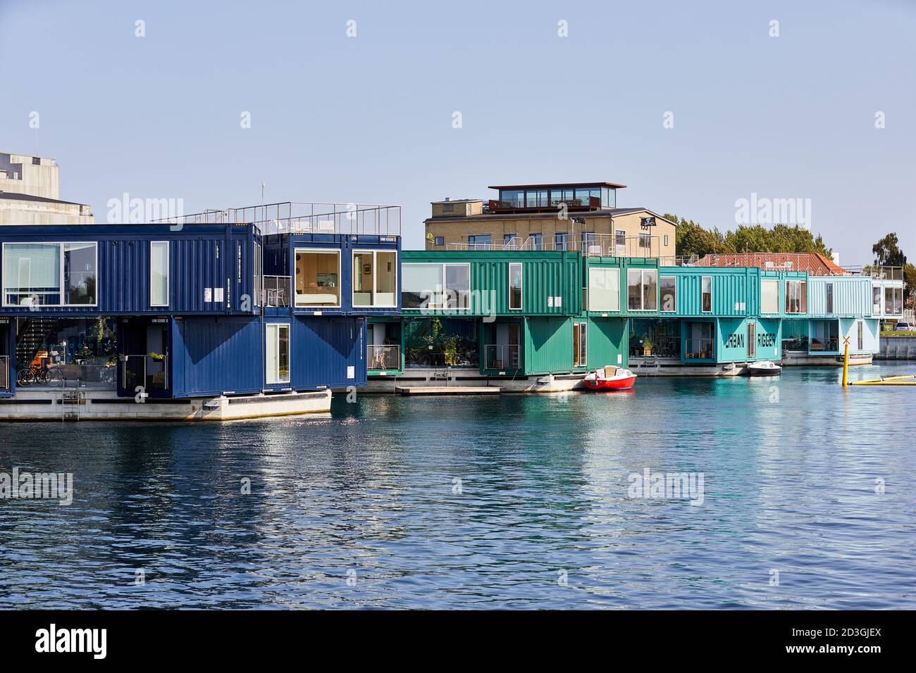 Urban Rigger, Studentenwohnheimen auf schwimmenden Konstruktionen, entworfen von BIG/Bjarke Ingels Group (2016-18); Refshaleøen, Kopenhagen, Dänemark Stockfoto