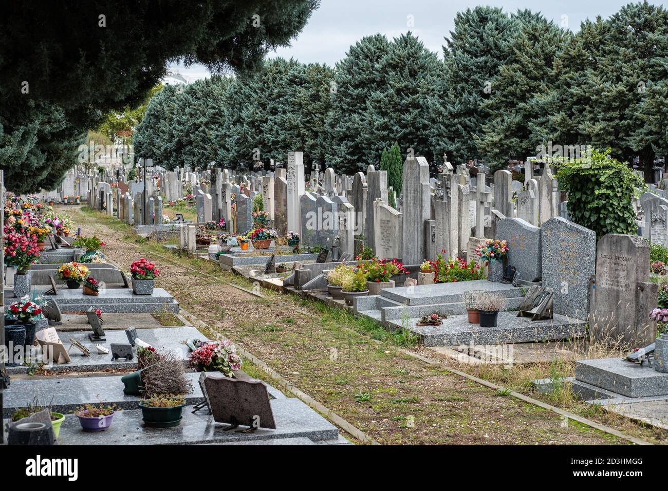 Die 06/10/2020, Lyon, Auvergne-Rhône-Alpes, Frankreich. Ehemaliger Friedhof von La Guillotière vor dem katholischen Allerheiligen. Stockfoto