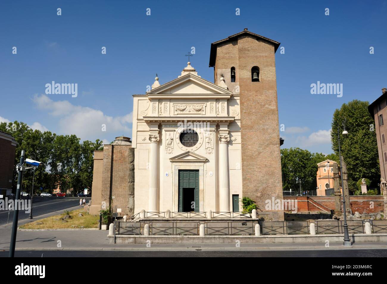Italien, Rom, Kirche San Nicola in Carcere, Fassade von Giacomo della Porta Stockfoto