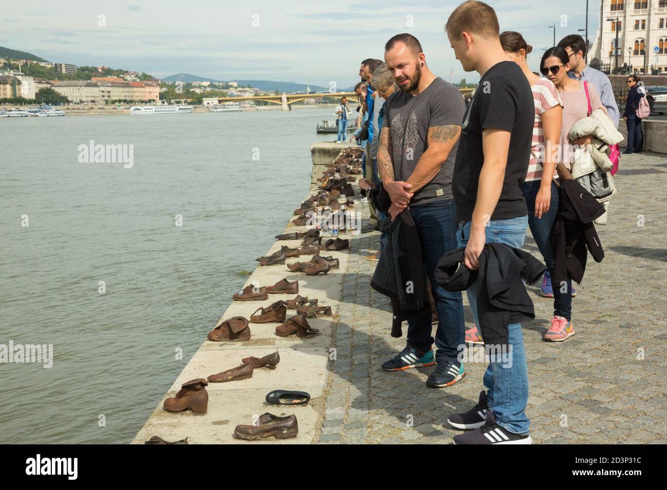 Schuhe auf dem Denkmal am Donauufer in Buspest, Ungarn Stockfoto