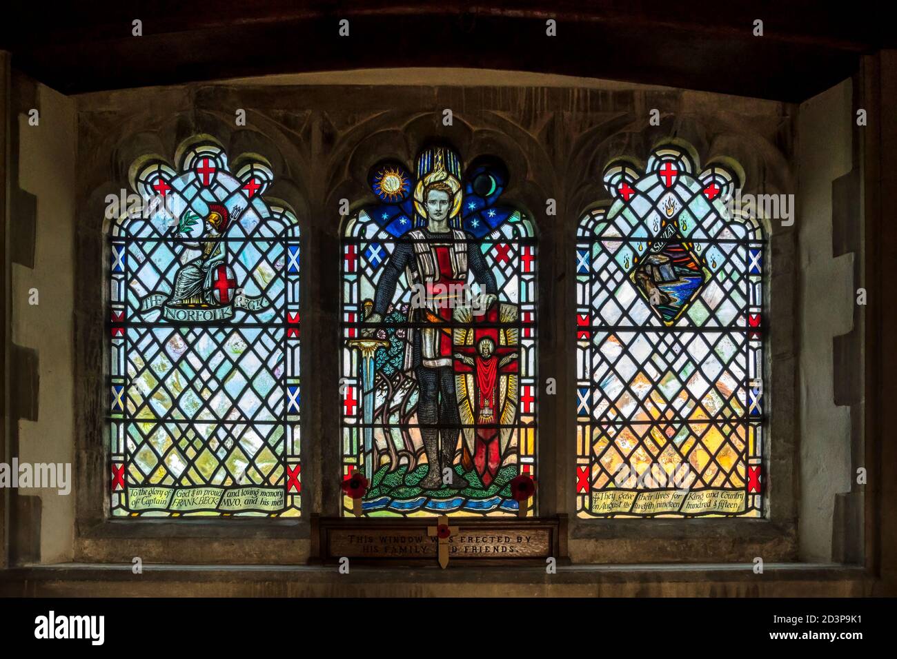 Glasmalerei in der West Newton Kirche an Kapitän Frank Beck und Männer der Sandringham Company des Norfolk Regiment in Suvla Bay, Gallipoli getötet. Stockfoto