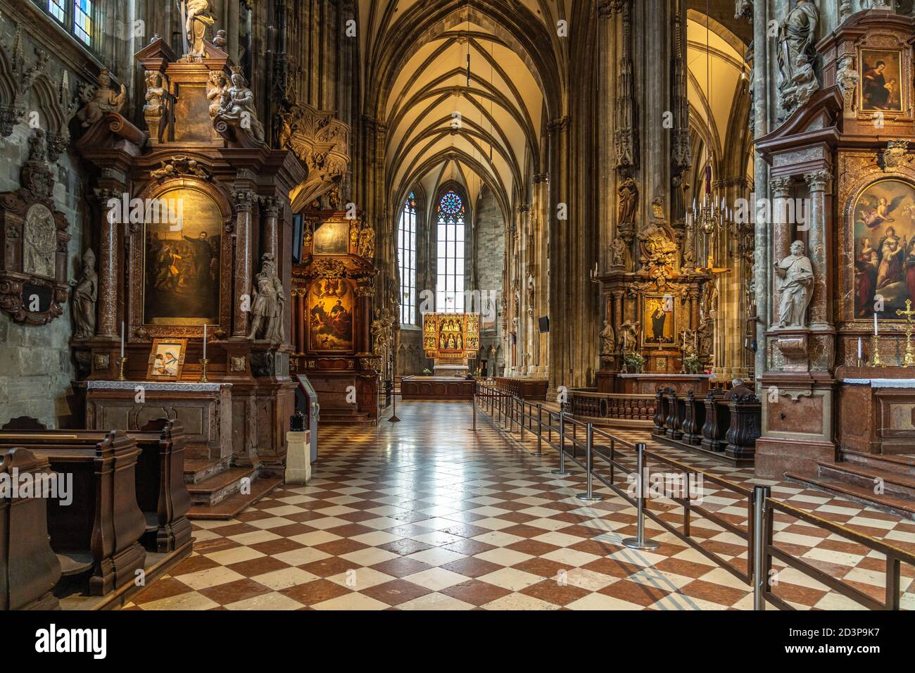 Innenraum des Stephansdom in Wien, Österreich, Europa Wien, Österreich, Europa Stockfoto