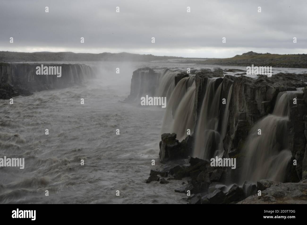 Island Wasserfall Milchwasserkaskade Stockfoto