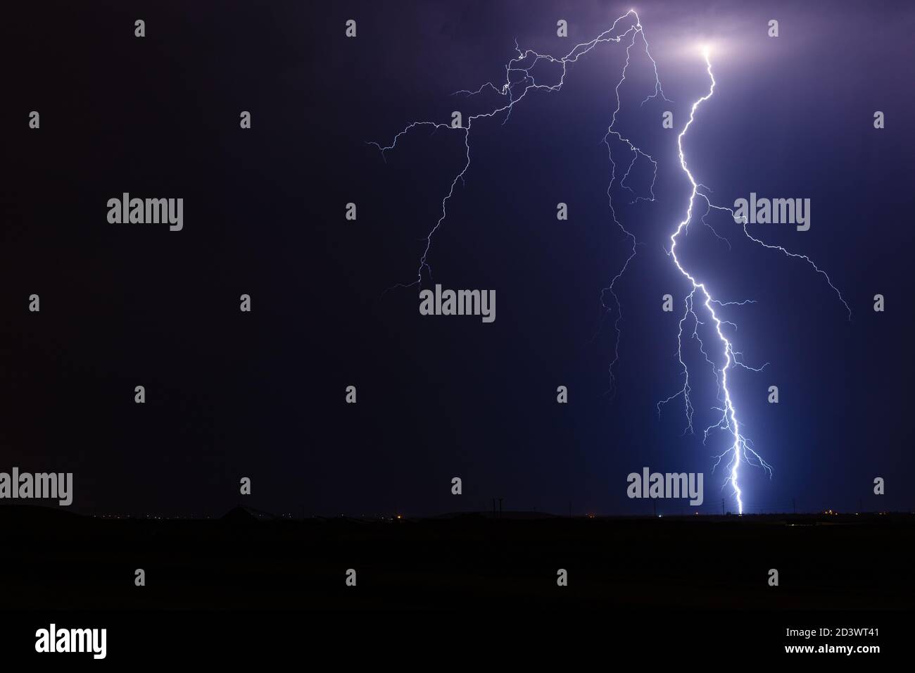 Gewitter Blitzschlag von einem starken Sturm in der Nähe von Florence, Arizona Stockfoto