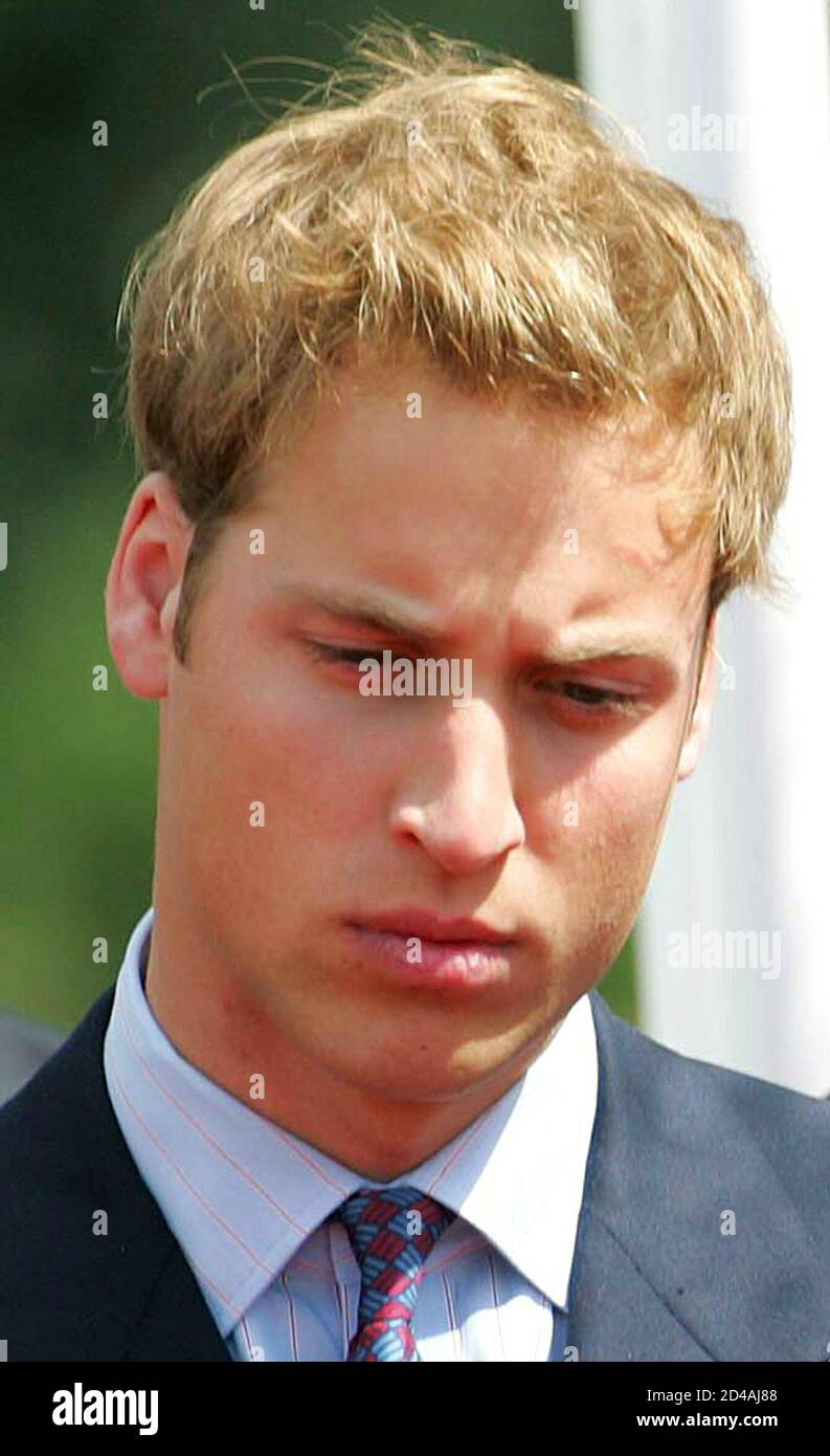 Großbritanniens Prinz William besucht die Enthüllung eines Brunnens Denkmal gewidmet seiner