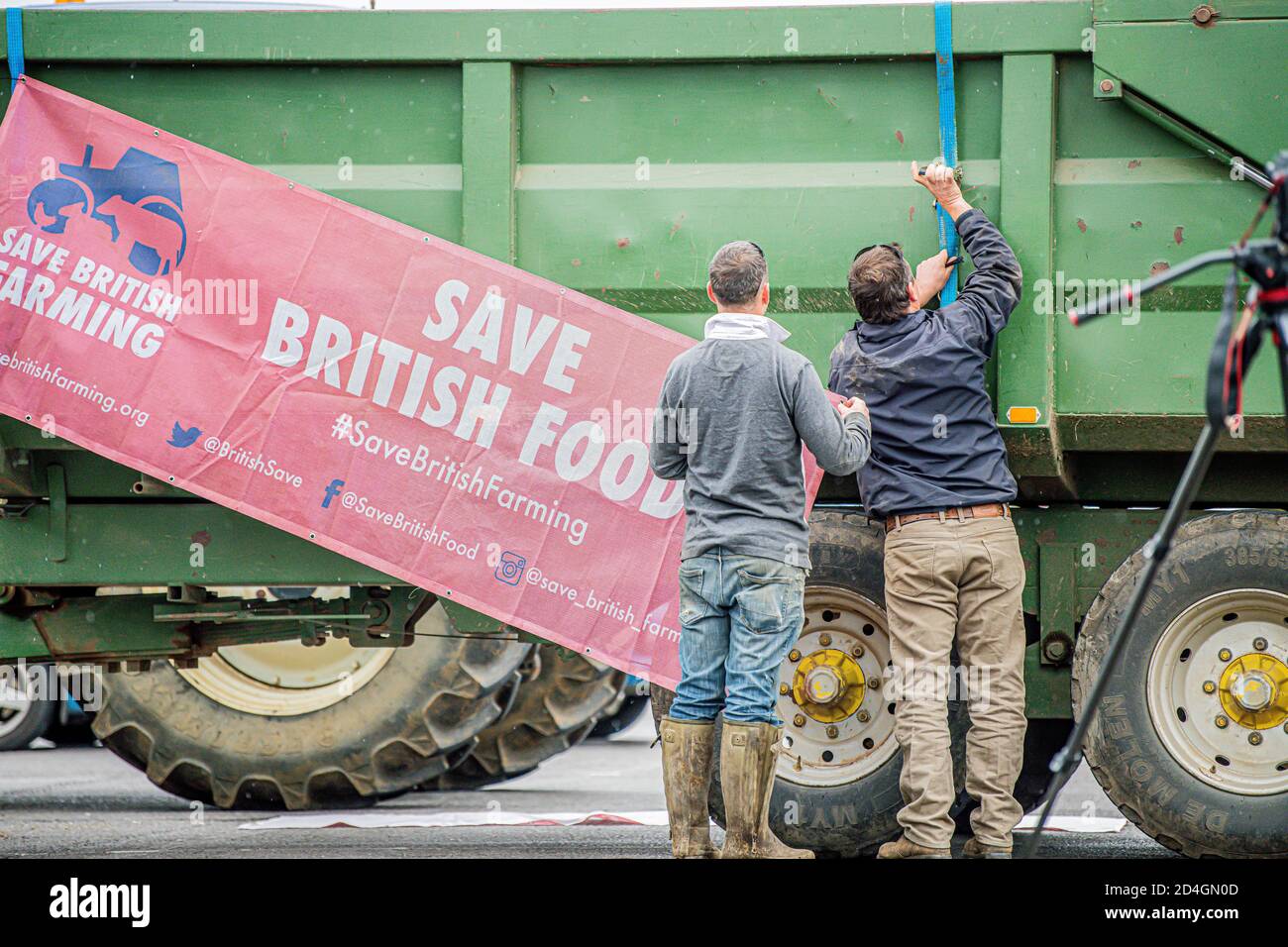 Bauern protestieren als Regierungsabgeordnete über den Agrargesetzentwurf diskutieren Im Haus der Commons über den brexit-Deal 10/10/2020 Swindon Wiltshire Stockfoto