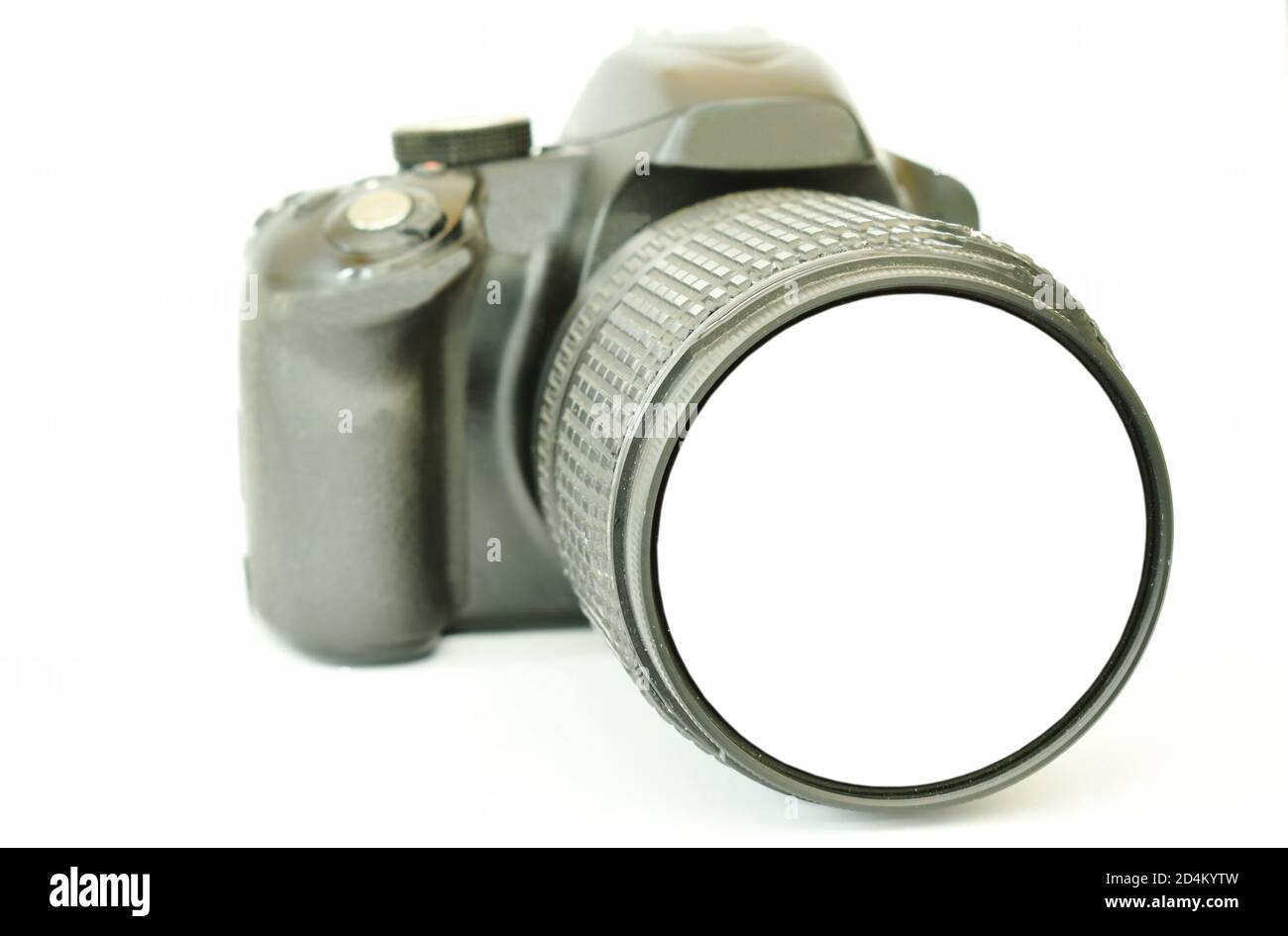 Digitale Einzelobjektiv-Spiegelkamera isoliert auf weißem Hintergrund Stockfoto