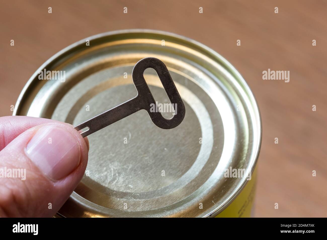 Alte Mode kann Öffner Schlüssel Nahaufnahme Stockfoto