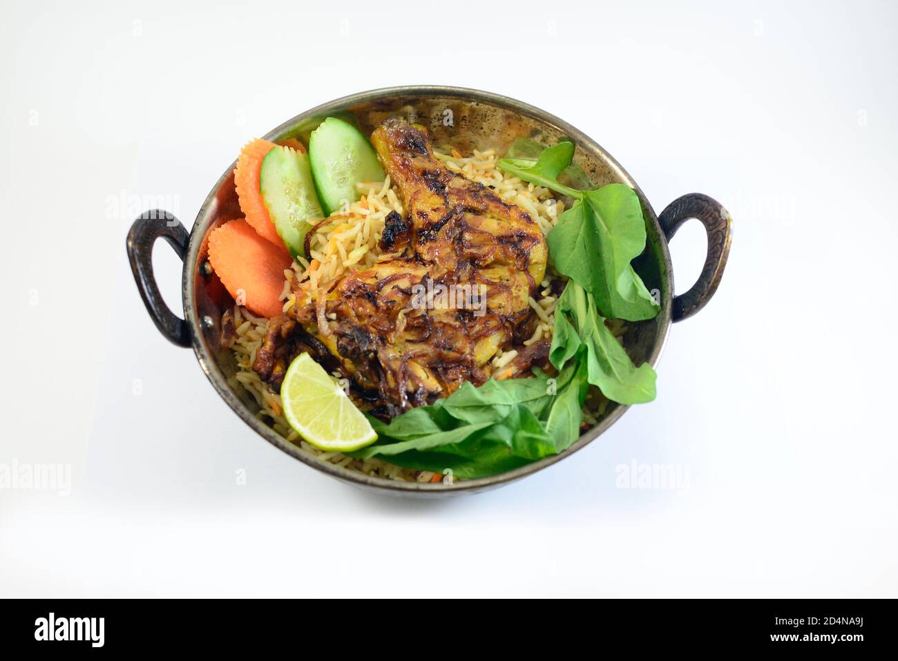 Al-Ayjah Wachturm auf dem Hügel in Sur, Oman. Stockfoto