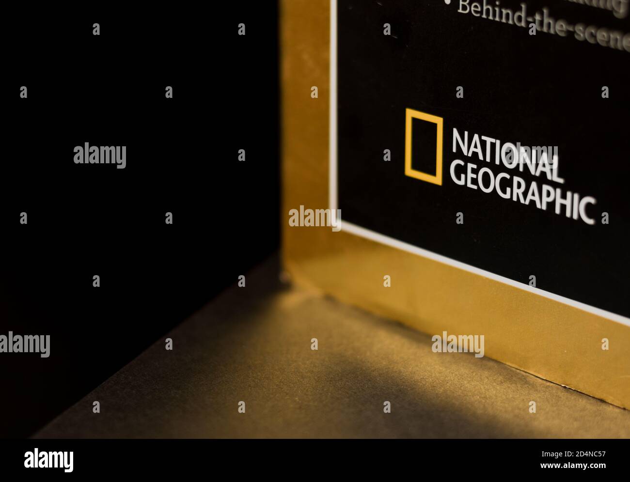 National Geographic Logo auf einem Buch Stockfoto