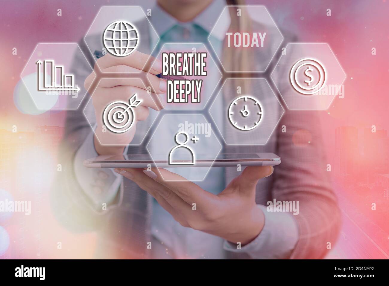Wort schriftlich Text atmen tief. Business Foto zeigt, um eine Menge Luft in die Lunge zu nehmen inhaleexhale voll Gitter und verschiedene Einrichtung des i Stockfoto