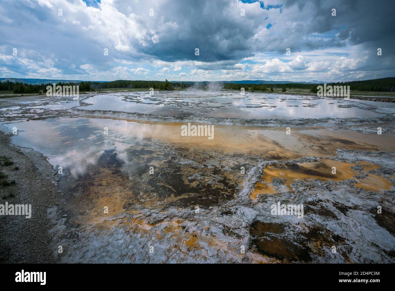 Hydrothermalgebiet des großen Brunnen Geysir im yellowstone Nationalpark In wyoming in den usa Stockfoto