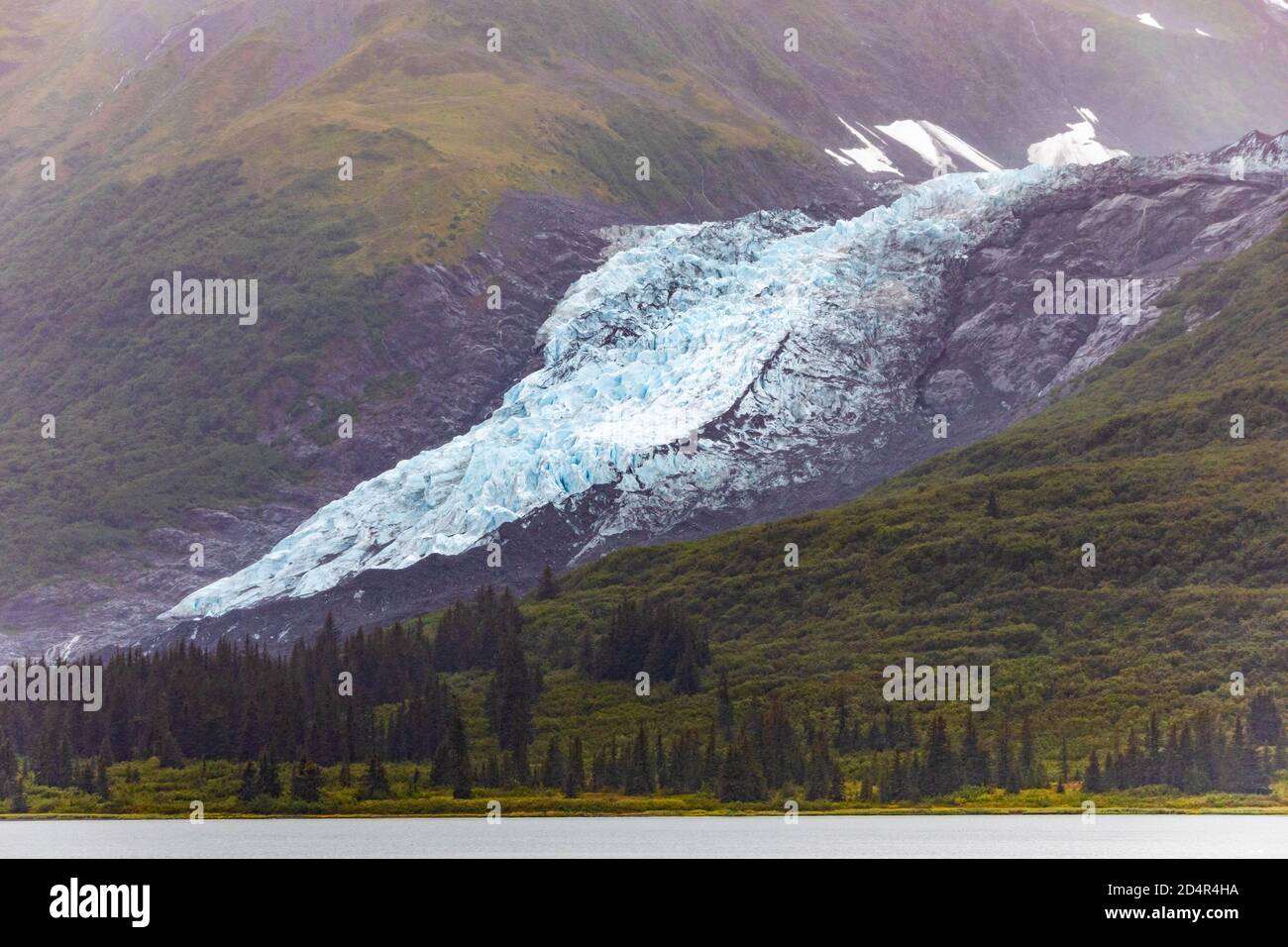 Landschaftlich schöne Aussicht Glaciers of Alaska auf der Spitze der Berge Stockfoto