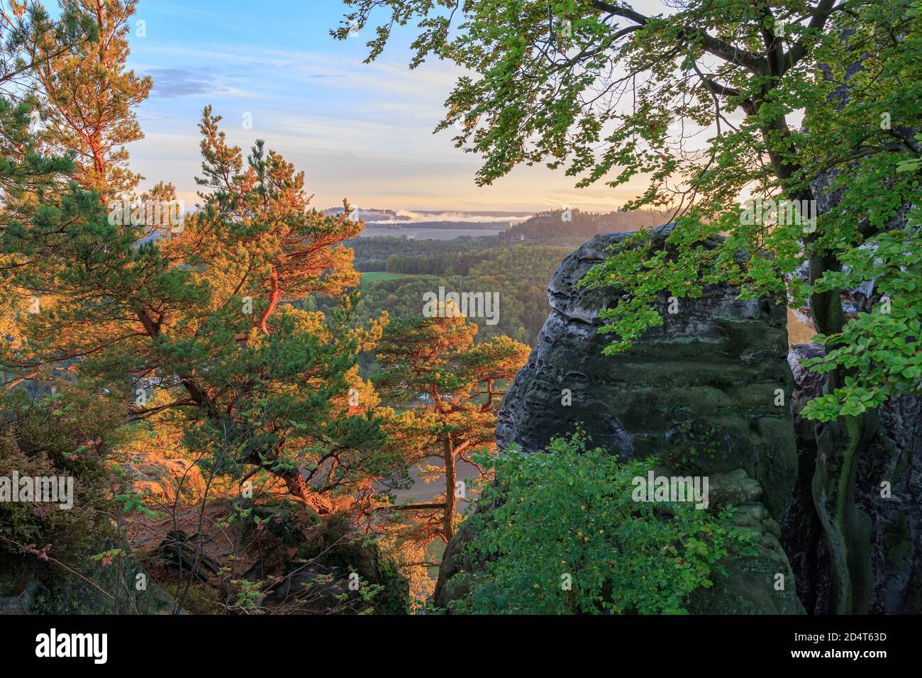 Blick von der Bastei Brücke bei Sonnenuntergang Stockfoto
