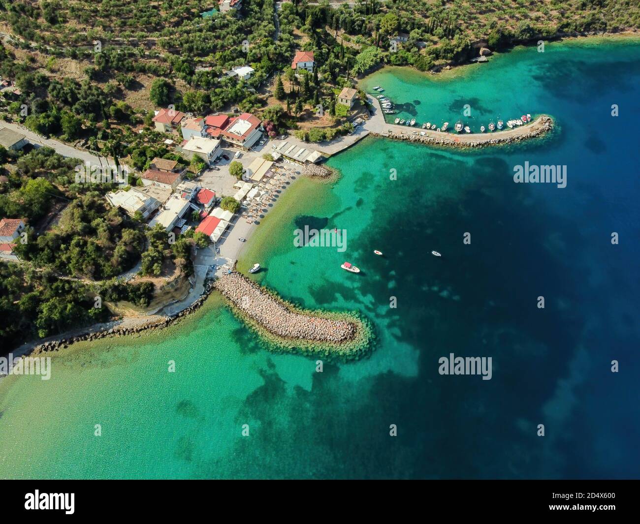 Luftaufnahme des Kitries Fischdorfes in der Dämmerung Stockfoto