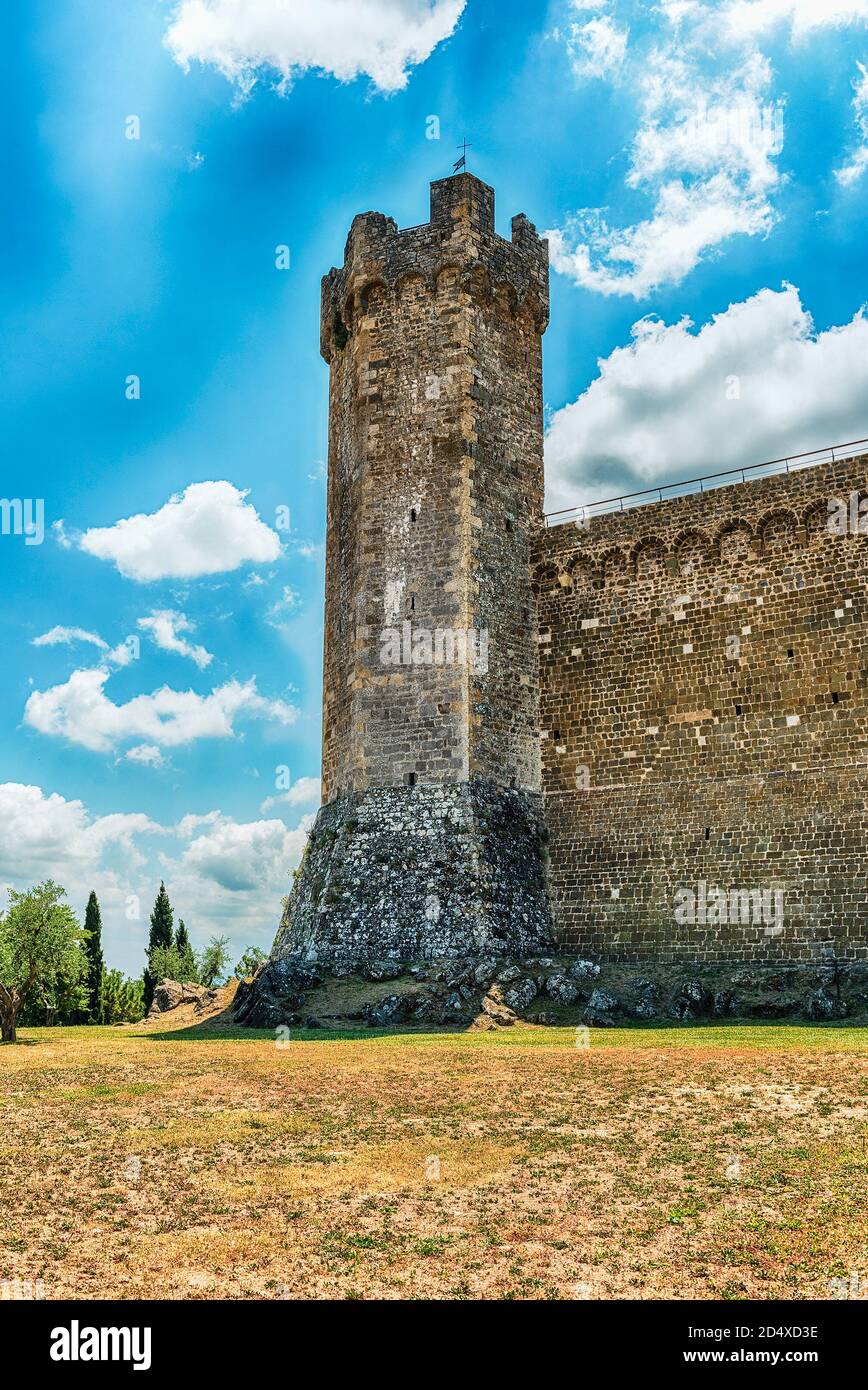 Mittelalterliche italienische Festung, Wahrzeichen und eine der