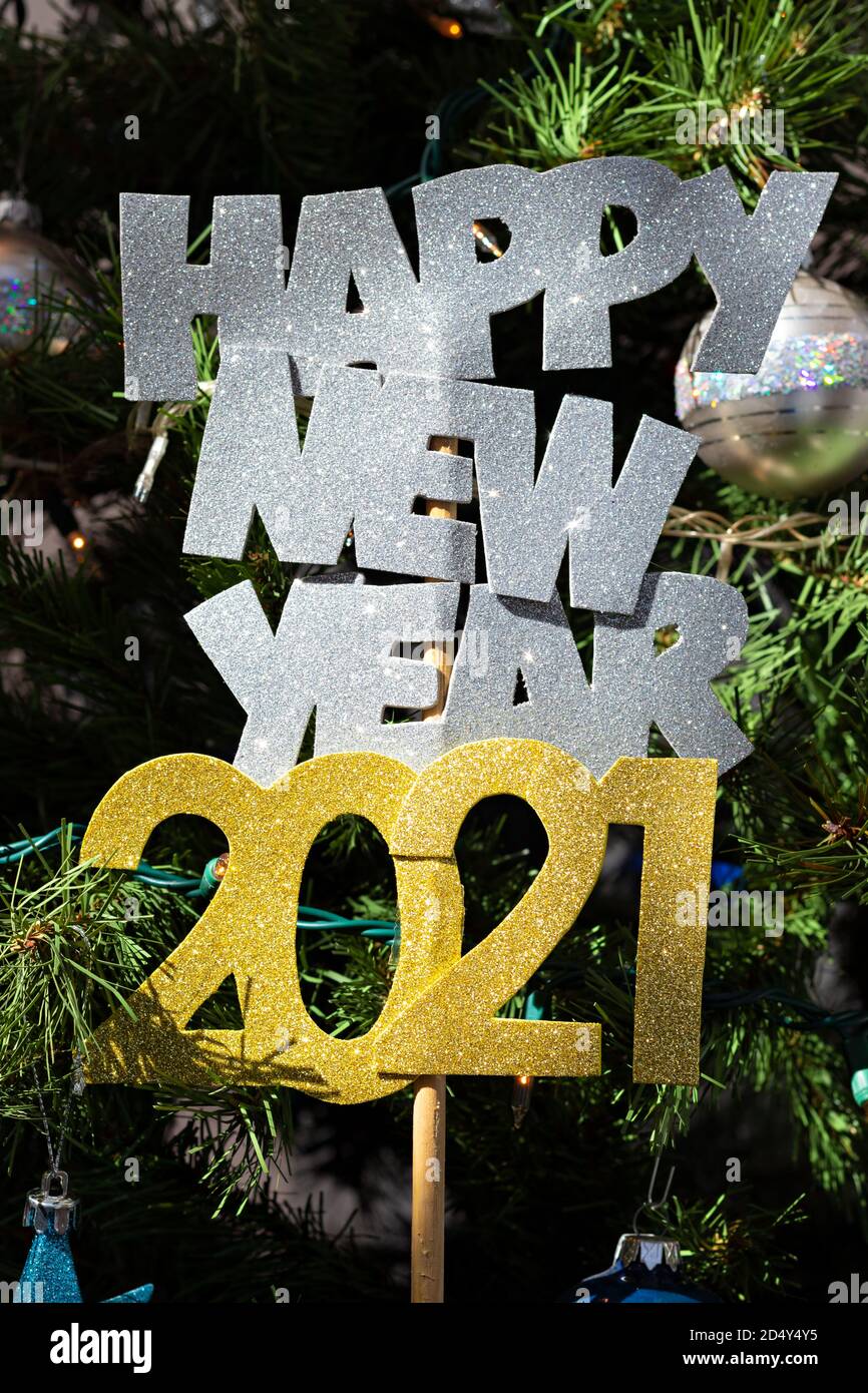 Funkelnde Buchstaben Stockfotos Und Bilder Kaufen Alamy