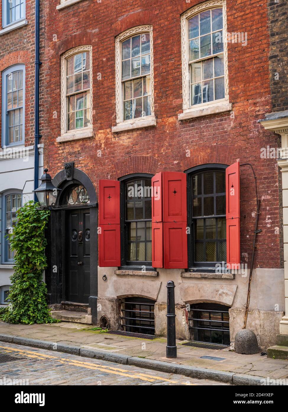 Dennis trennt Haus Spitalfields London eine erhaltene Hugenotten Haus bei 18 Folgate Straße in East London, wo Familien der seidenweber von 1724 lebte Stockfoto