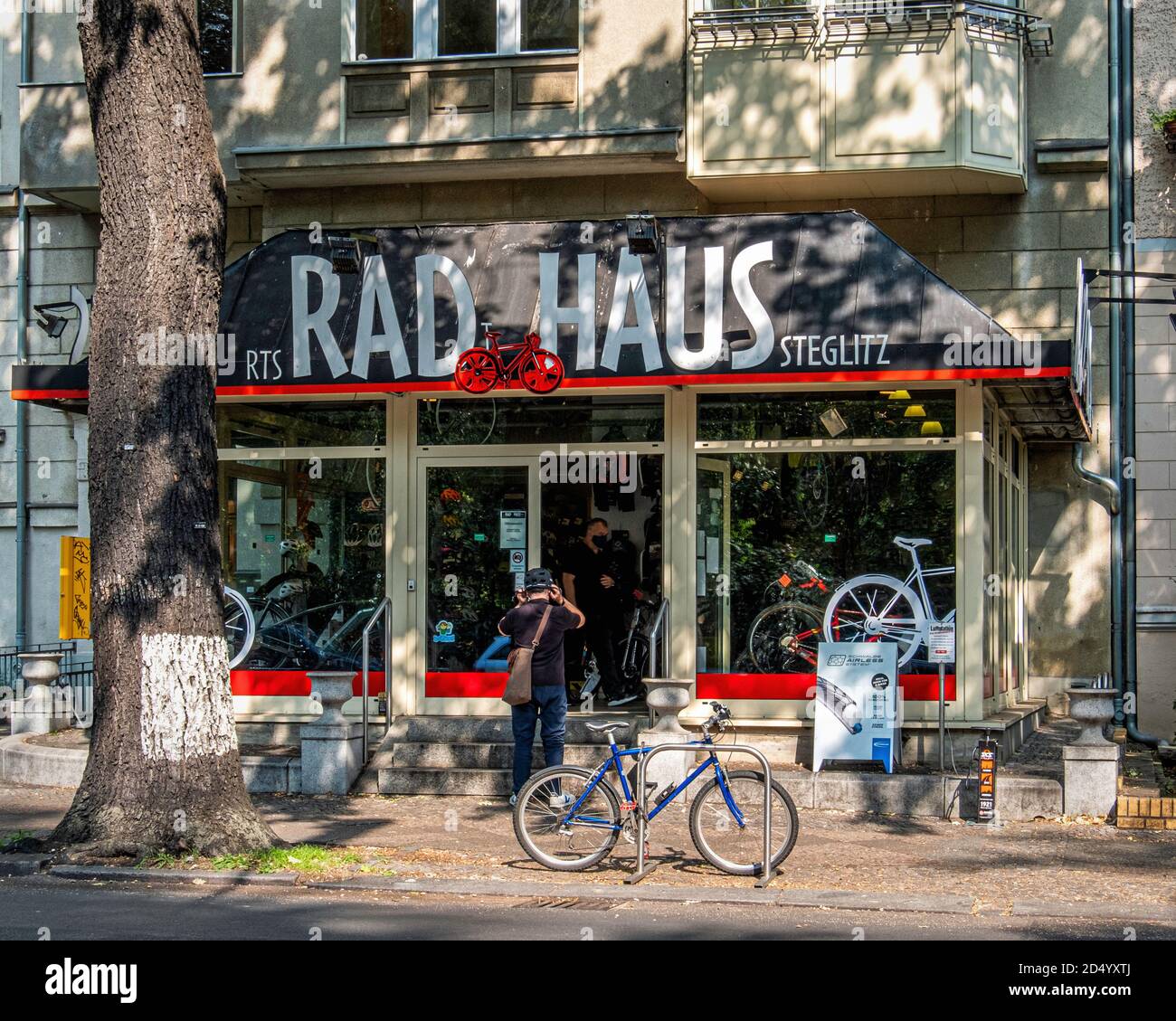 RTS Rad HAUS Steglitz-Grunewaldstraße 6, Berlin Deutschland. Außenansicht des Shops, der Fahrräder verkauft Stockfoto