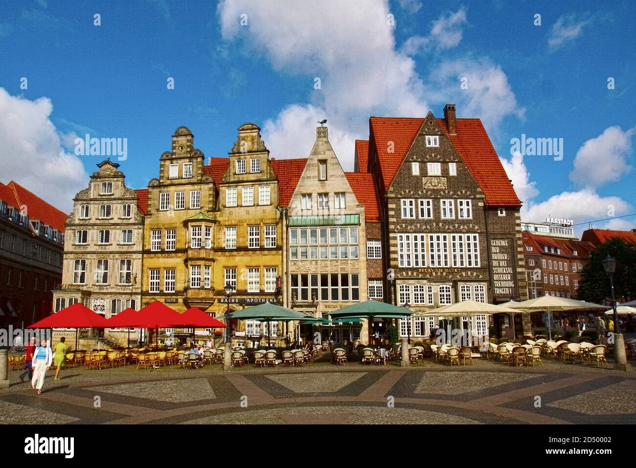 Historische Kaufmannshäuser am alten Markt, HDR-Image, Deutschland, Bremen Stockfoto