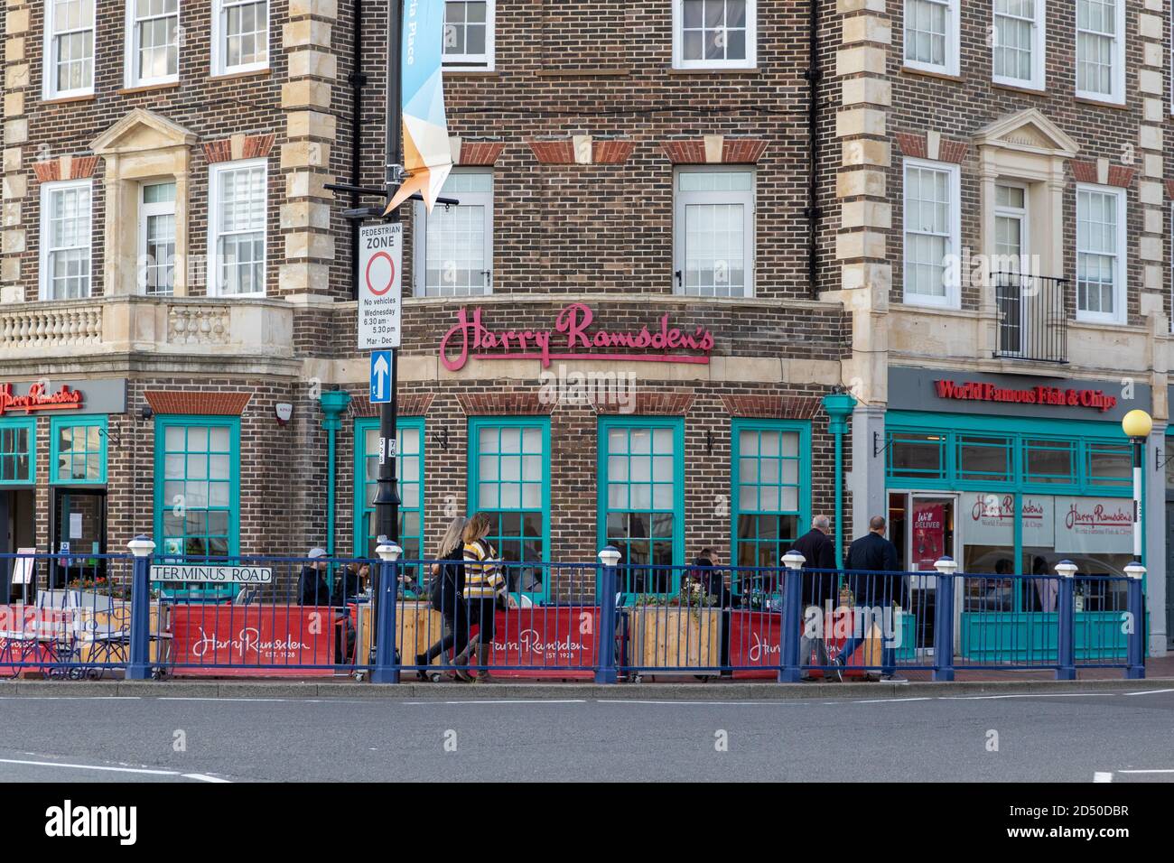 Harry Ramsden's Fish and Chips Restaurant, Eastbourne, Großbritannien. Oktober 2020. Stockfoto