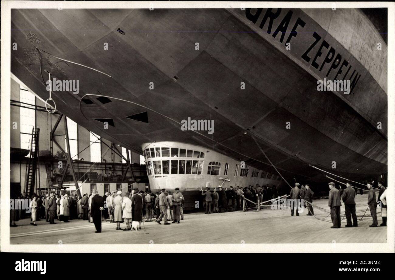 Starrluftschiff Graf Zeppelin, Startbereitschaft, Luftschiffhalle, LZ 127 weltweit im Einsatz Stockfoto