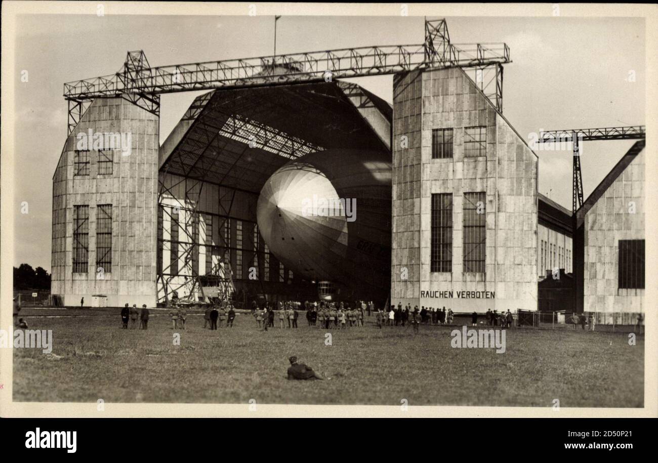 Starrluftschiff Graf Zeppelin startbereit, Luftschiffhalle, LZ 127 Stockfoto