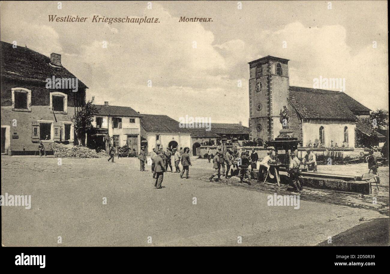 Montreux en Meurthe et Moselle, Straßenpartie, Denkmal, Kirche, Soldaten Stockfoto
