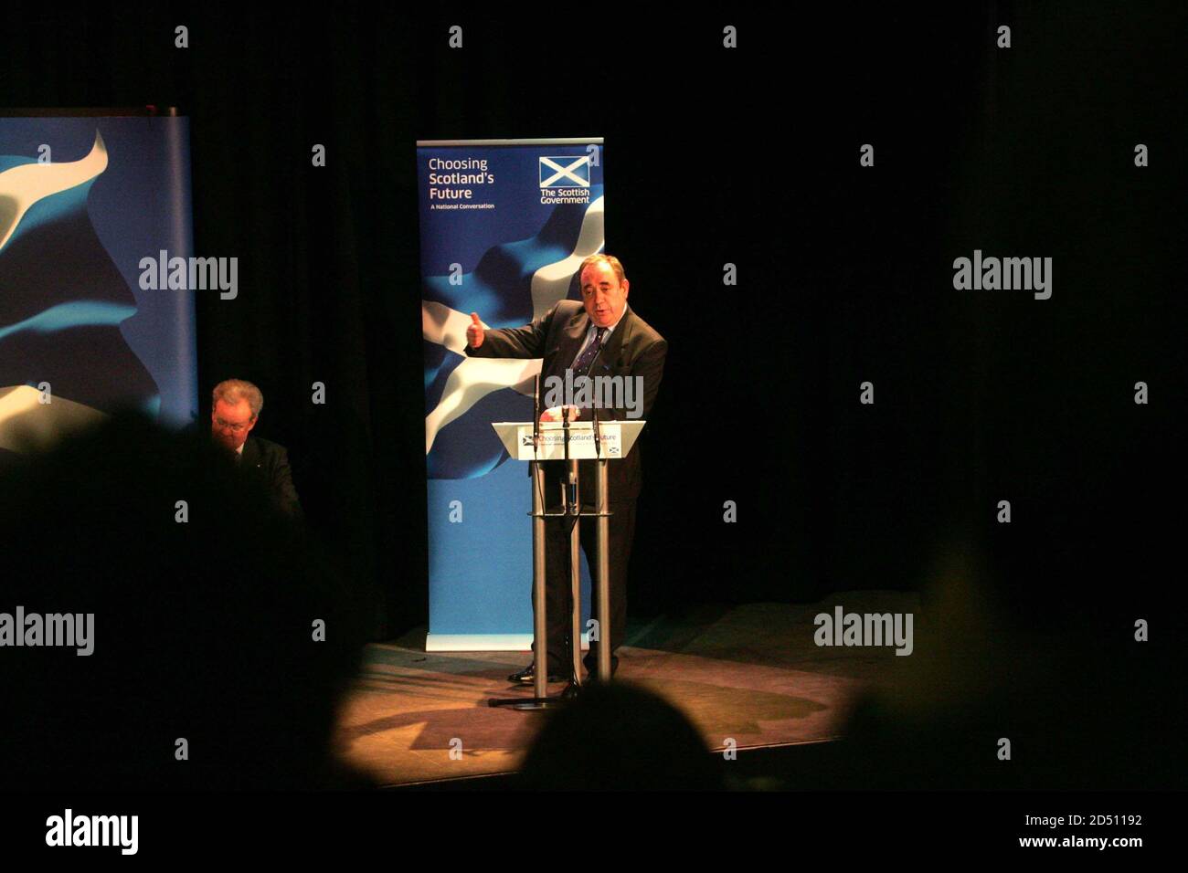 Der jetzt ehemalige erste Minister von Schottland Alex Salmond, als er erster Minister ron der Isle of Arran, Schottland, war, wo eine Konferenz abgehalten wurde, die das Nationale Gespräch im Vorfeld der schottischen Unabhängigkeit Abstimmung genannt wurde Stockfoto