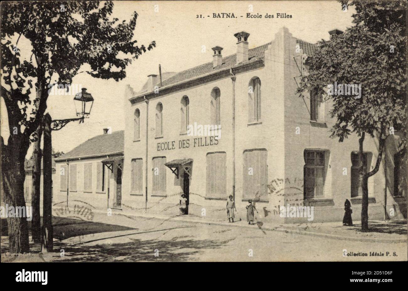 BATNA Algerien, Ecole des Filles, Straßenpartie mit Gebäuden Stockfoto