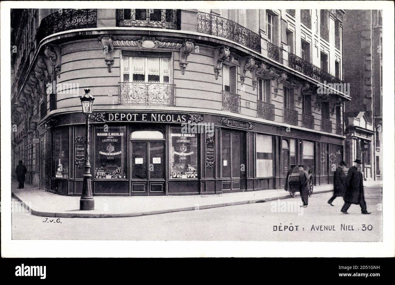 Paris, Depot E. Nicolas, Avenue Niel 30, Straßenansicht, Geschäft Stockfoto