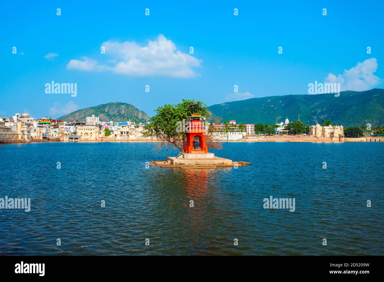 Hindu-Tempel auf Pushkar See in Pushkar in Rajasthan Staat Indien Stockfoto