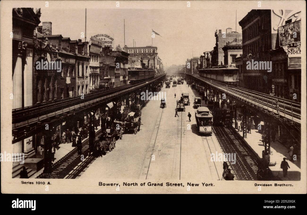 Bowery New York USA, Gesamtansicht von Norden der Grand Street, Straßenbahn weltweit Stockfoto