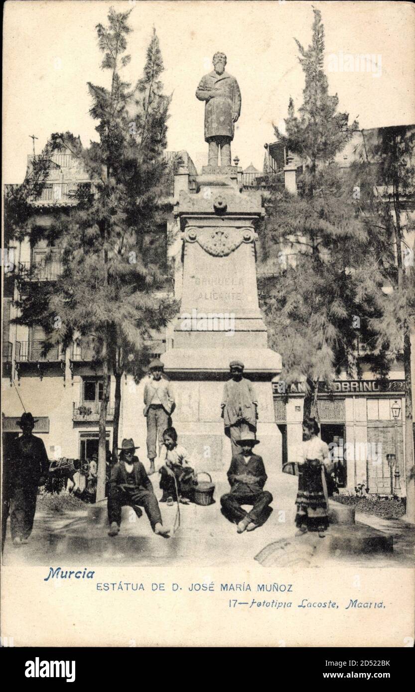 Murcia, Estatua de D. José Maria Munoz, Einwohner weltweit Stockfoto