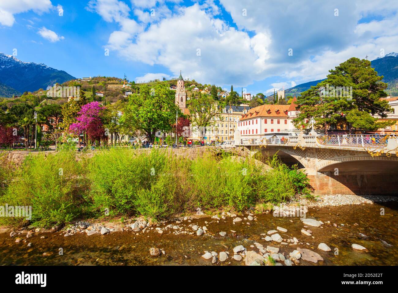 Meran Zentrum ansehen. Meran oder Meran ist eine Stadt in der Provinz Südtirol in Norditalien. Stockfoto