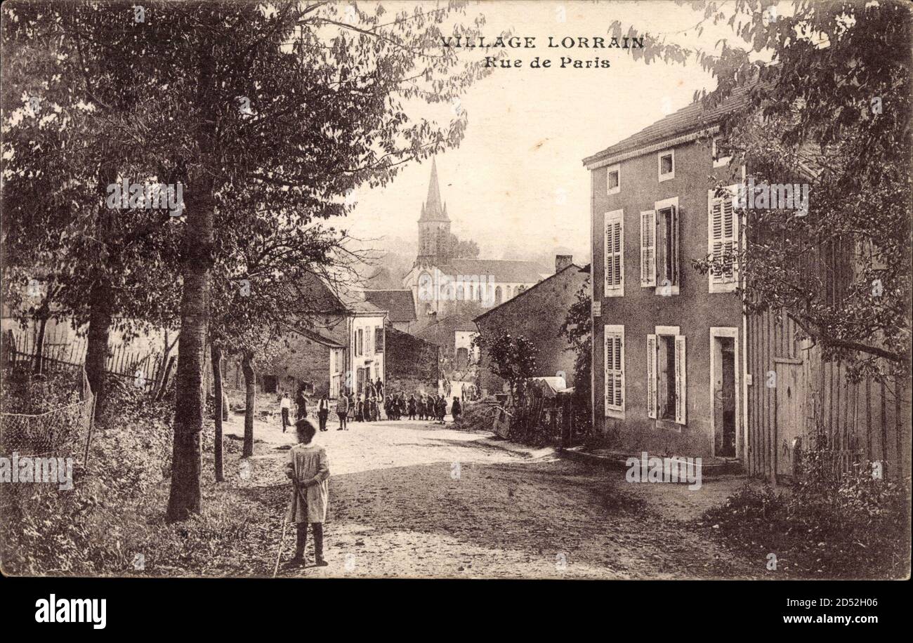 Village Lorrain Moselle, Rue de Paris, Straßenansicht, Anwohner - weltweite Nutzung Stockfoto
