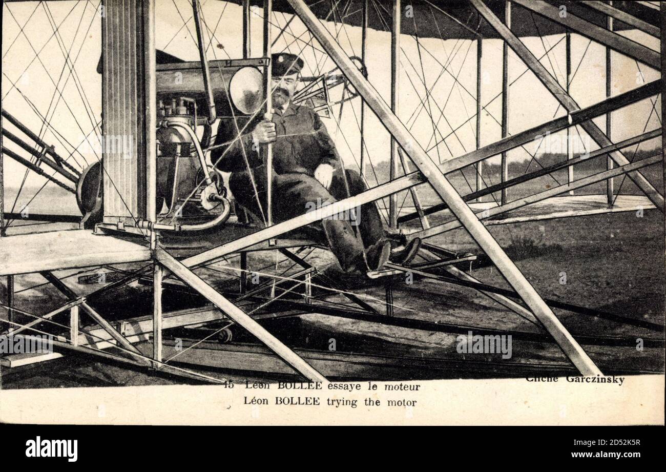 Leon Bollee essaye le moteur, Flugzeug am Boden Stockfoto