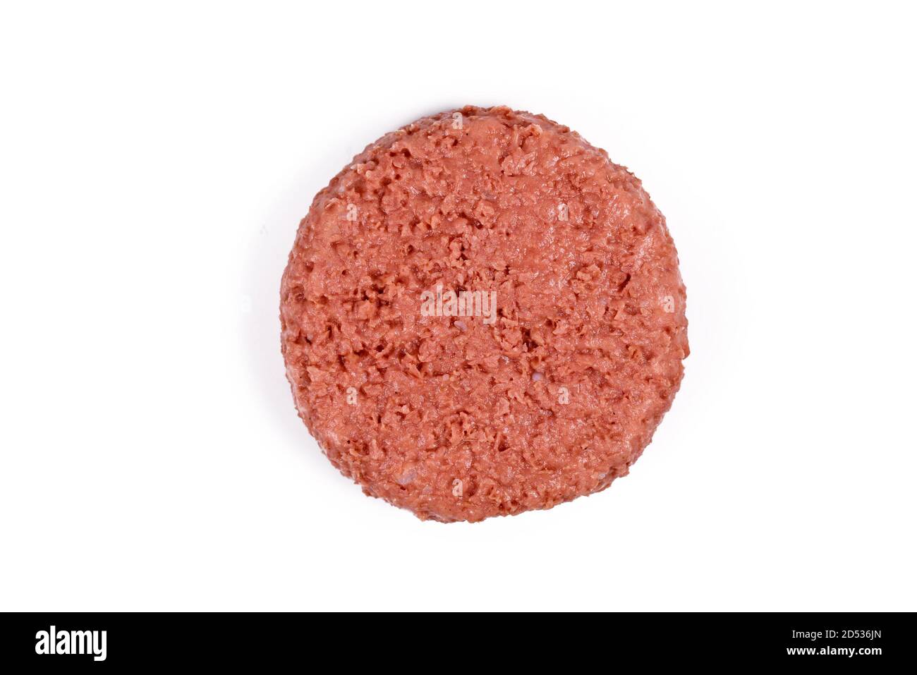Rohes rundes veganes Burger-Patty auf Sojabasis, isoliert auf Weiß Hintergrund Stockfoto