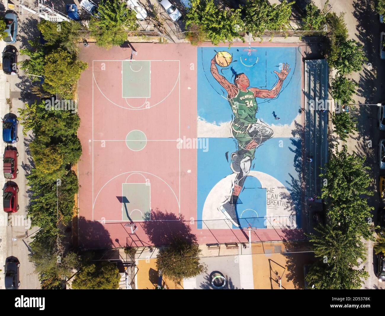 Luftaufnahme der Basketballplätze in Sepolia, Athen Stockfoto