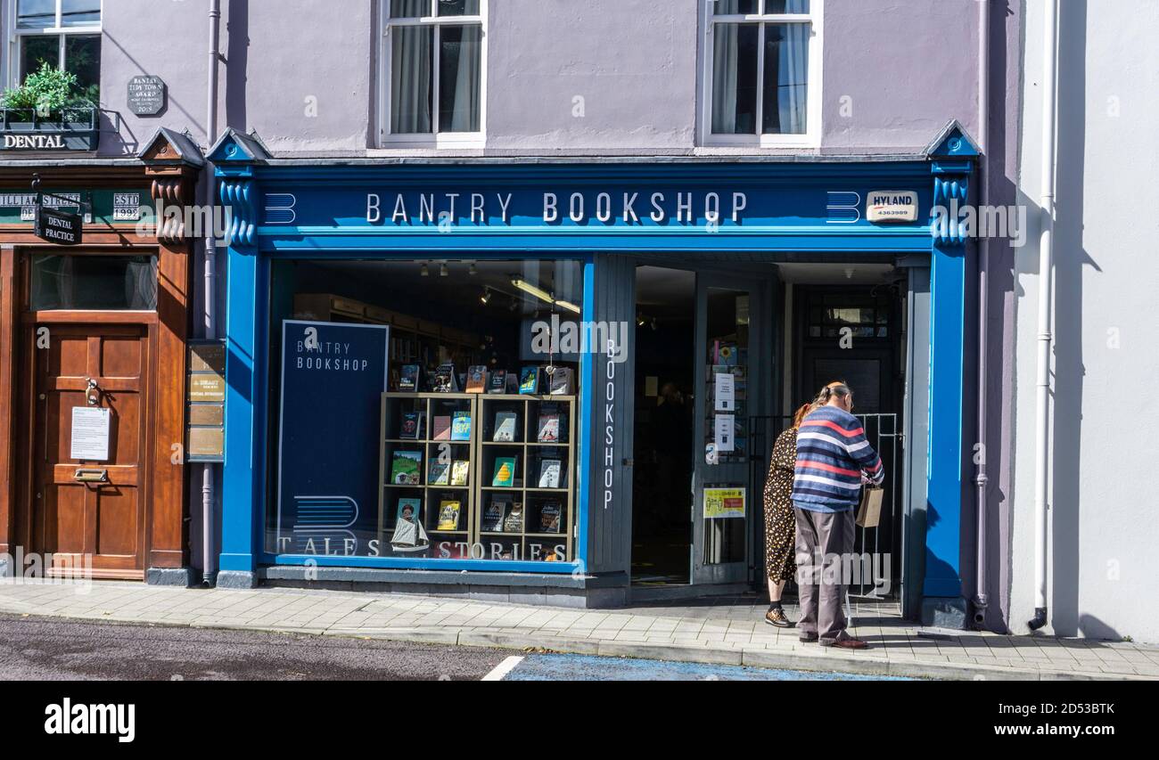 Bantry Buchhandlung in Bantry, County Cork, Irland, eine unabhängige Buchhandlung. Stockfoto