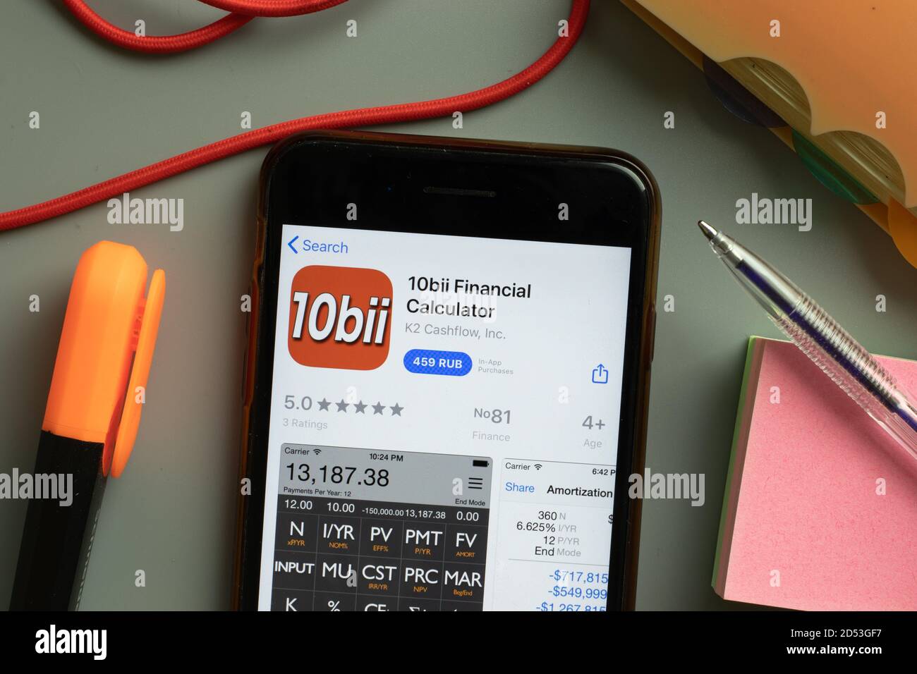 New York, USA - 29. September 2020: 10bii Financial Calculator mobile App Logo auf dem Handy-Bildschirm Nahaufnahme, illustrative Editorial Stockfoto