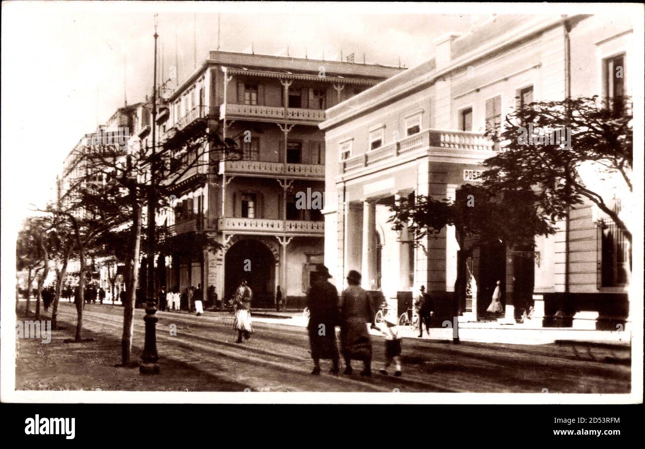 Port Said Ägypten, Straßenpartie mit Blick auf das Postamt, Passanten Stockfoto